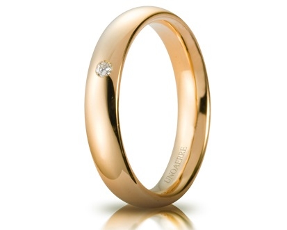 [040AFC001001001075001] Fede nuziale Unoaerre Comoda 4 mm oro giallo con diamante