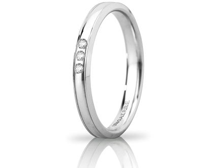 [030AFC279003001075004] Fede nuziale Unoaerre Brillanti Promesse Orion Slim 3 mm oro bianco con 3 diamanti